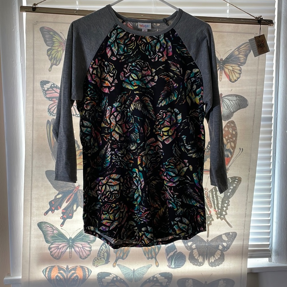 Rose Lularoe Randy, baseball tee.